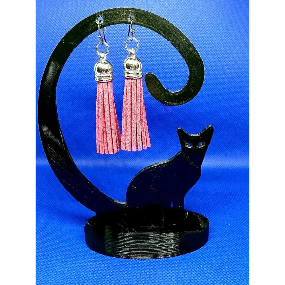 🧚🏻‍♀️ Handmade Fuchsia Tassel Earrings 2.5” Drop Silver Tone Boho Statement
